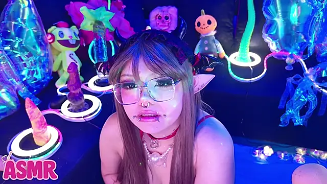 LaytonBox's Webcam Show