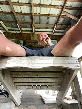 Pokazy przed kamerką – 32XRedBeard