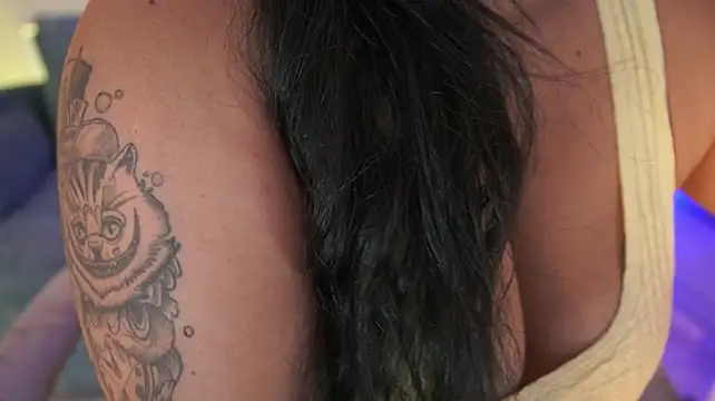 EmmaWalkerr_のライブXXXチャット