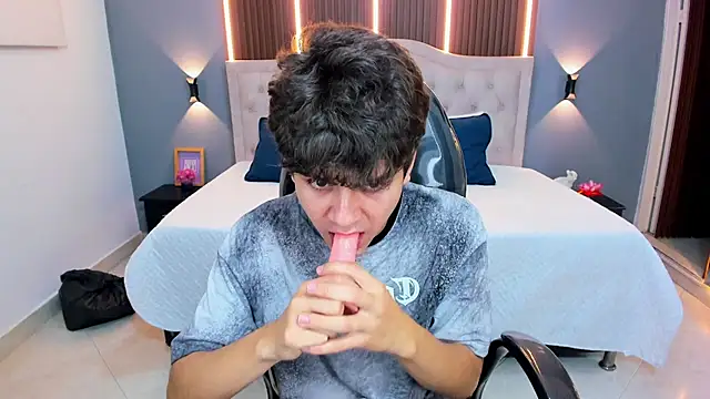 Show de webcam de Tommy18__