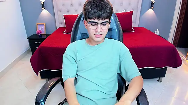 Tommy18__ – live chatrum