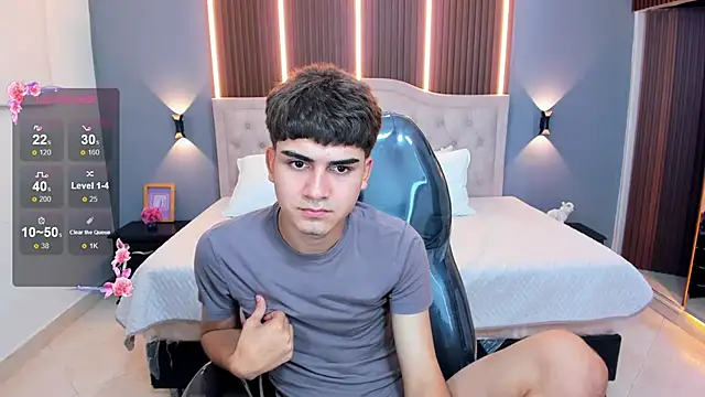 Tommy18__'s Live XXX Chat