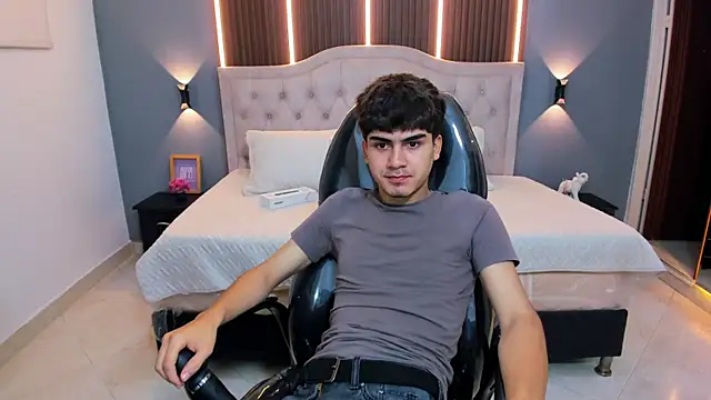 Tommy18__ Webcam Show