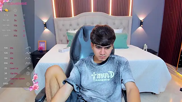 Tommy18__: απευθείας συνομιλία ΧΧΧ