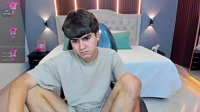 Živý XXX chat Tommy18__