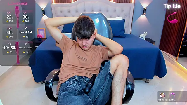 Tommy18__ – Live XXX-chat