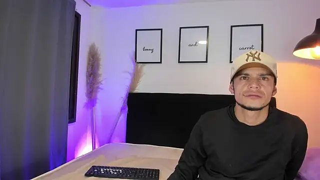 הופעת וובקאם של Bonny_and_carrot