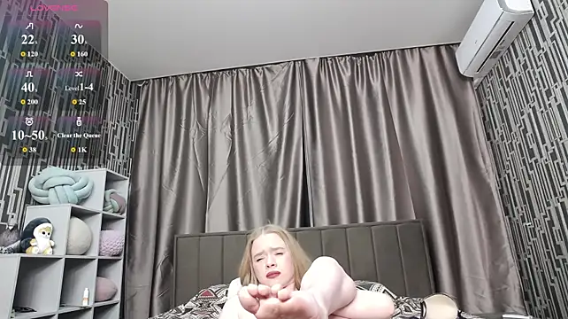 scyrim2 Webcam-Show