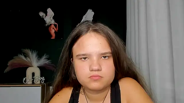 צ'אט XXX בשידור חי של AdeleCruz