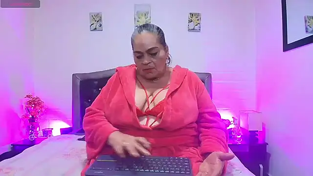 QueenMatturex Adlı Modelin Web Kamerası Şovu