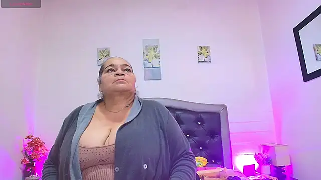 QueenMatturex's Webcam Show