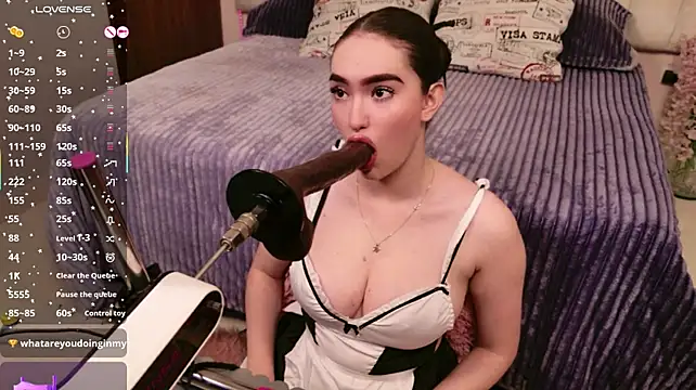 chelsea_bolton_のウェブカメラショー