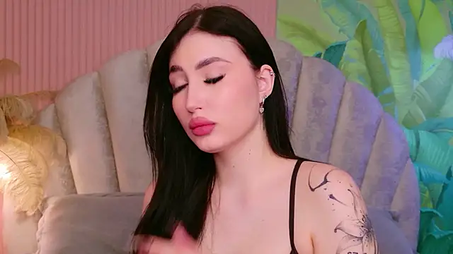 EmmaLawrens' Live XXX Chat