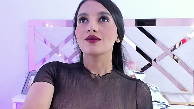 trissha_xk1's Live XXX Chat