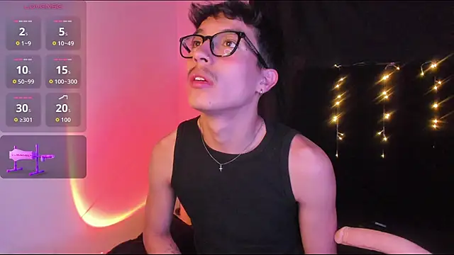 Show modela tim__fox na web-kameri