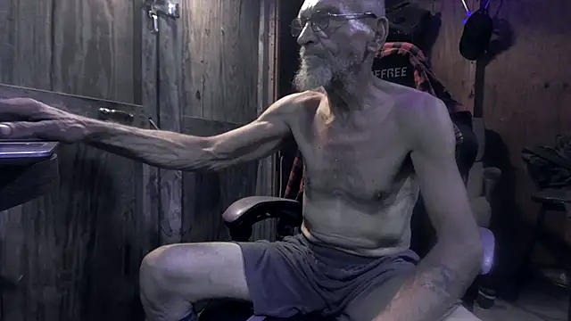 Aldick68: διαδικτυακό σόου στην κάμερα