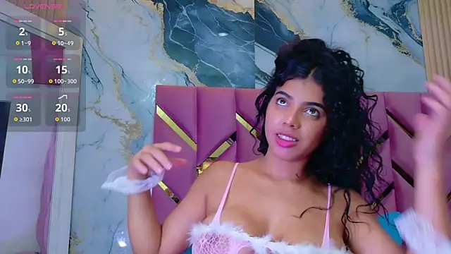 צ'אט XXX בשידור חי של hotiergirl