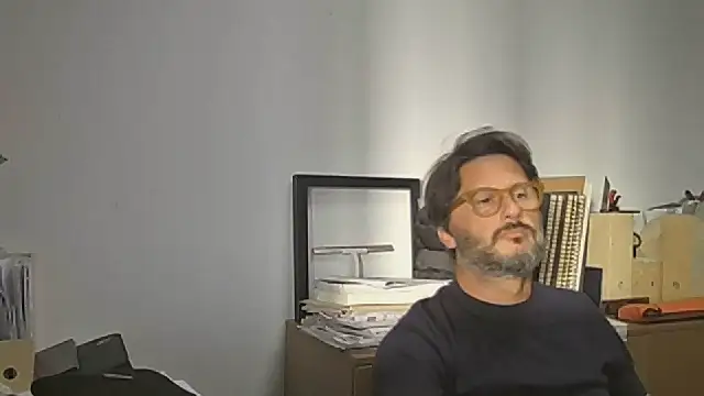 Cellino4 Adlı Modelin Web Kamerası Şovu