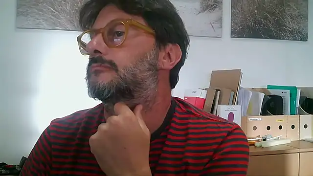 Cellino4 Show in webcam