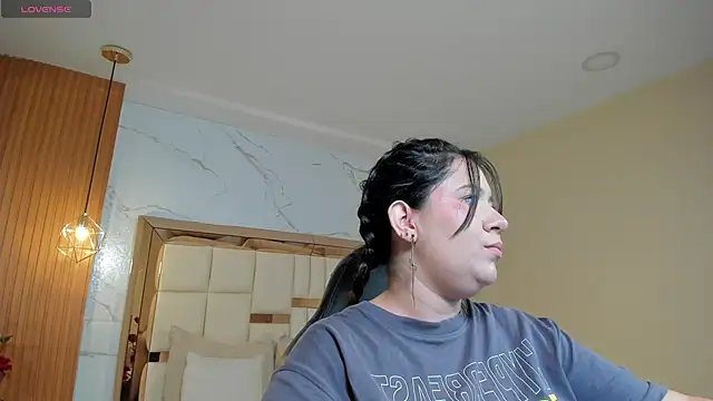 zoes_mileen Webbikameraesitys