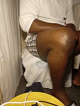 SpicingTinge Show in webcam