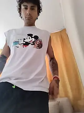 Show modela BlackSnakesk na web-kameri