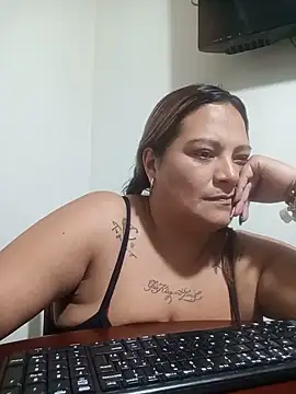 Elise-Leytonn Live XXX chat