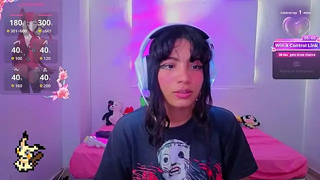 Pokazy przed kamerką – Lovelyamyy