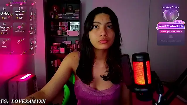 Lovelyamyy Chat XXX live