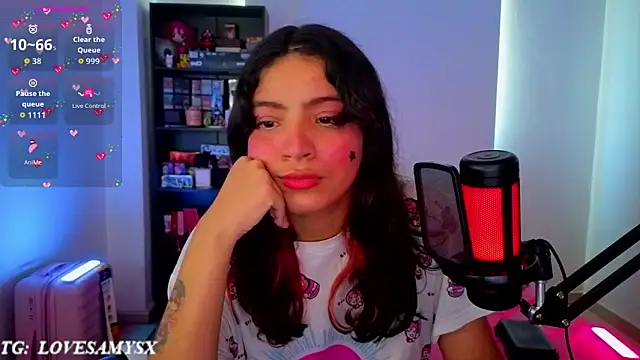 Chat +18 de Lovelyamyy ao vivo