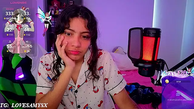 Lovelyamyy Chat XXX in diretta