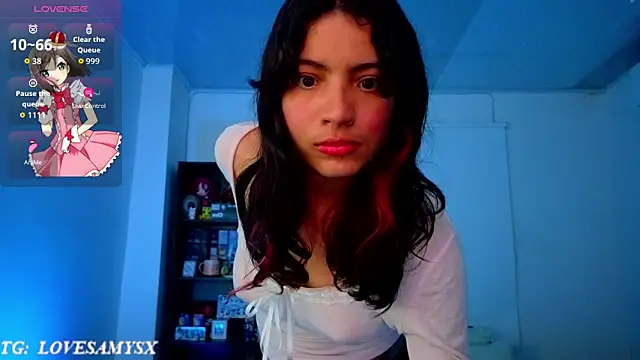 XXX chat uživo modela Lovelyamyy