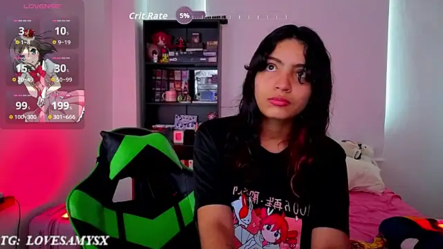 צ'אט XXX בשידור חי של Lovelyamyy