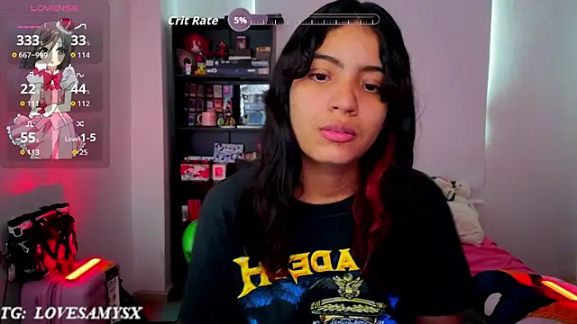 Chat XXX en directo de Lovelyamyy