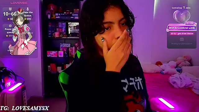 Lovelyamyy – Live XXX-chat