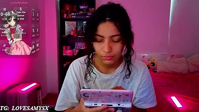 Lovelyamyy – Live XXX-chat