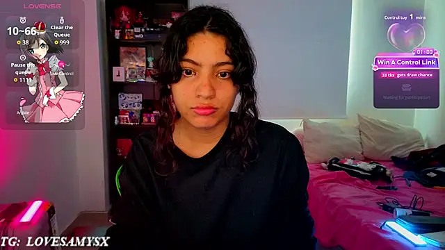 Chatroom XXX en direct de Lovelyamyy