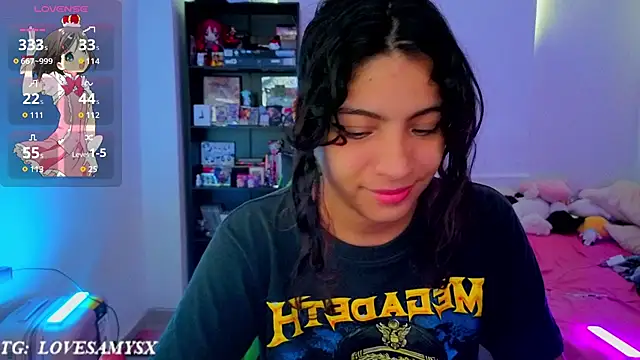 Chat +18 de Lovelyamyy ao vivo