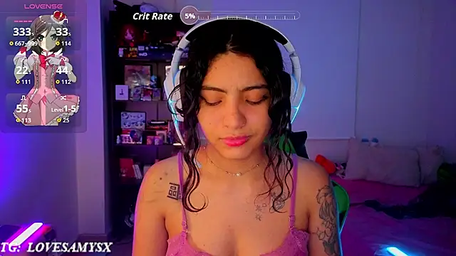 Lovelyamyy Chat XXX in diretta