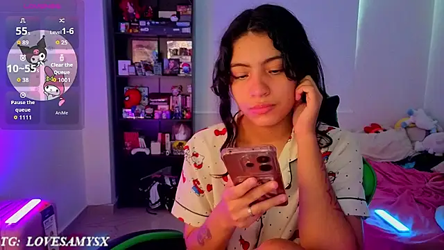 Chat XXX en directo de Lovelyamyy