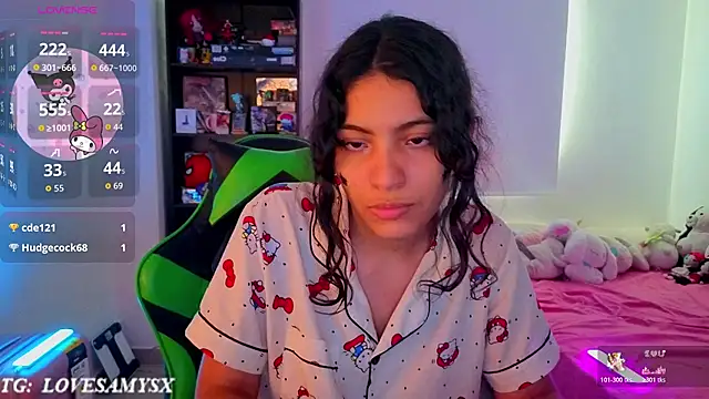 Lovelyamyy Chat XXX in diretta