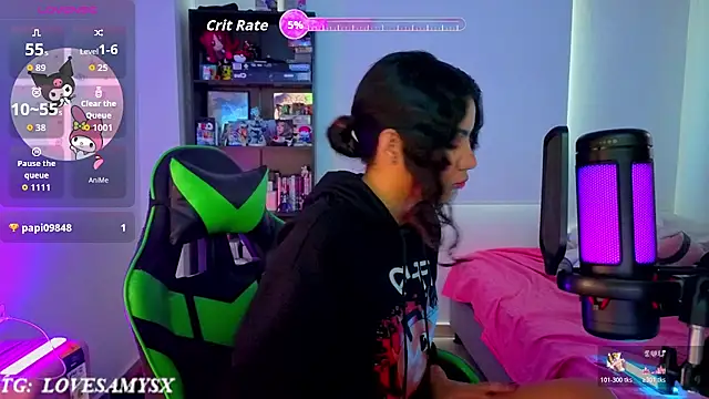Chat +18 de Lovelyamyy ao vivo