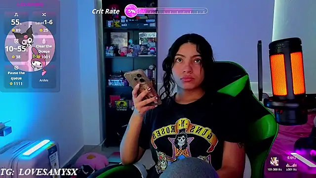 Chatroom XXX en direct de Lovelyamyy