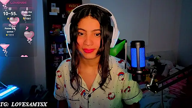 Lovelyamyy's Webcam Show