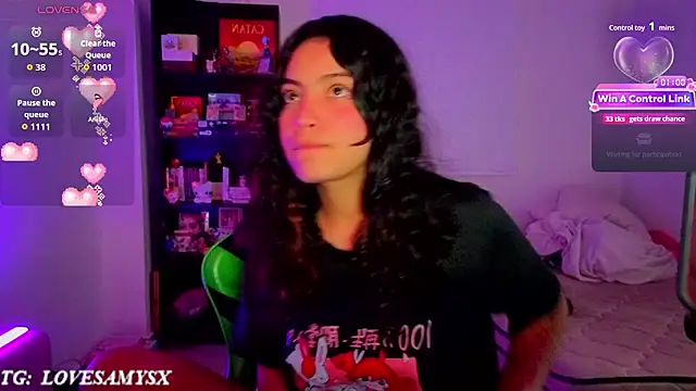 Lovelyamyy's Webcam Show