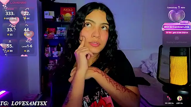Lovelyamyy Webcam show