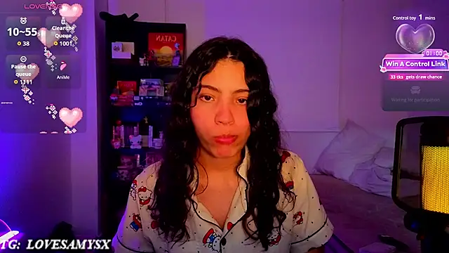 Lovelyamyy Show in webcam
