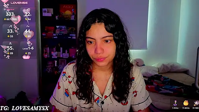 Lovelyamyy XXX чат на живо