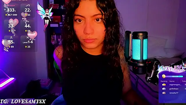 Lovelyamyy Show in webcam