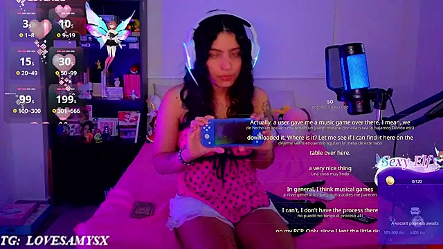 Lovelyamyy webkamerás műsora